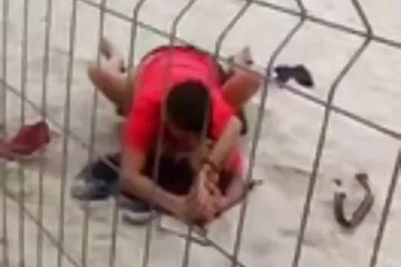تمكنت الكاميرا الخفية من سكسي اجنبي فيديو ممارسة العادة السرية حتى جاء الشريك