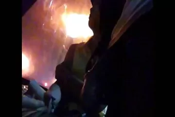 زوجة تخدع زوجها مع شخص سكسي اجنبي اخ واخته غريب.