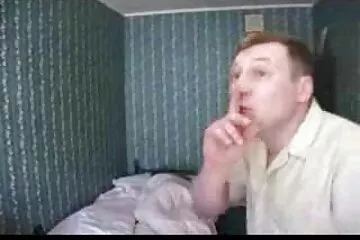 طلقتان من السائل المنوي سكسي اجنبة وقد انتهيت