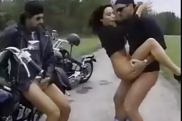 جاءت امرأة قروية أخرى سكسي اجنبي سمان لغزو موسكو