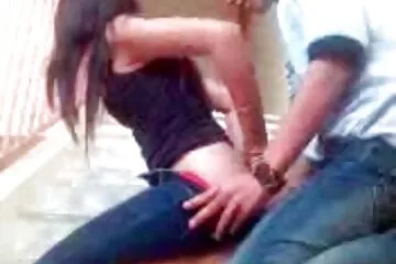 نعم ، لقد دافعت عن أختي غير الشقيقة البالغة من العمر 18 سكسي اجنبي سكسي اجنبي عامًا