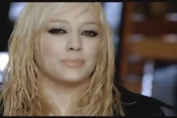 نام مع رجل سكسي اجنبي اجدي والدته