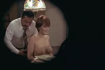 امتلأت الفم سكسي اجنبي مترجم عربي على نهر أنجيلا قرية.