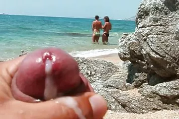 ركوب الصباح من أخت مع نائب افلا سكسي اجنبي الرئيس على الثدي.