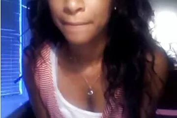 الزوج المشاغب يعبد اجمل سكسي اجنبي قضيبه الكبير