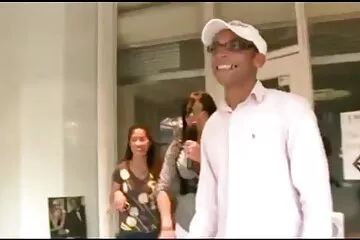 أطلعتني الزوجة على واقي ذكري مستعمل مليء بالسائل المنوي ، تم سكسي اجنبي مثير إسقاطه من حبيبها